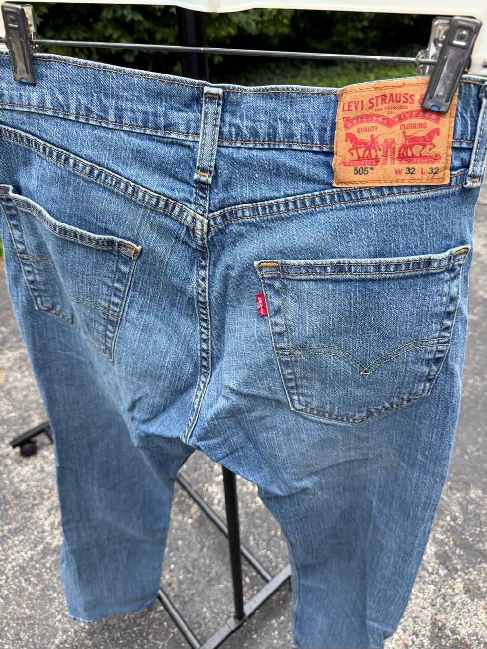 Levi's Straight Leg Women's Jeans - Mid Blue Denim 32 x 32